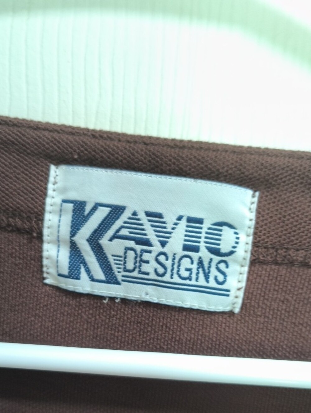 Kavio Long Sleeve Crewneck Top - Brown - Picture 2 of 2